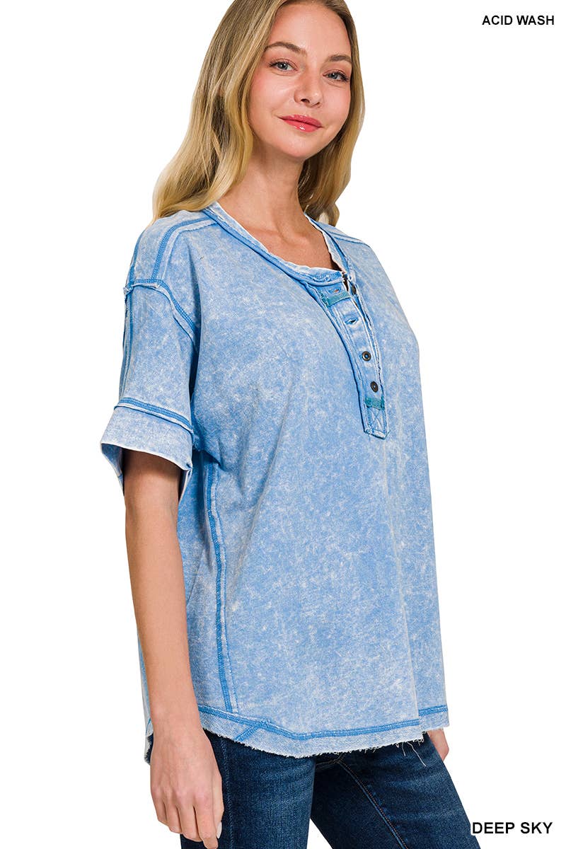 `".Washed Raw Edge Detailed Button Closure Top: RUST-168213 / M