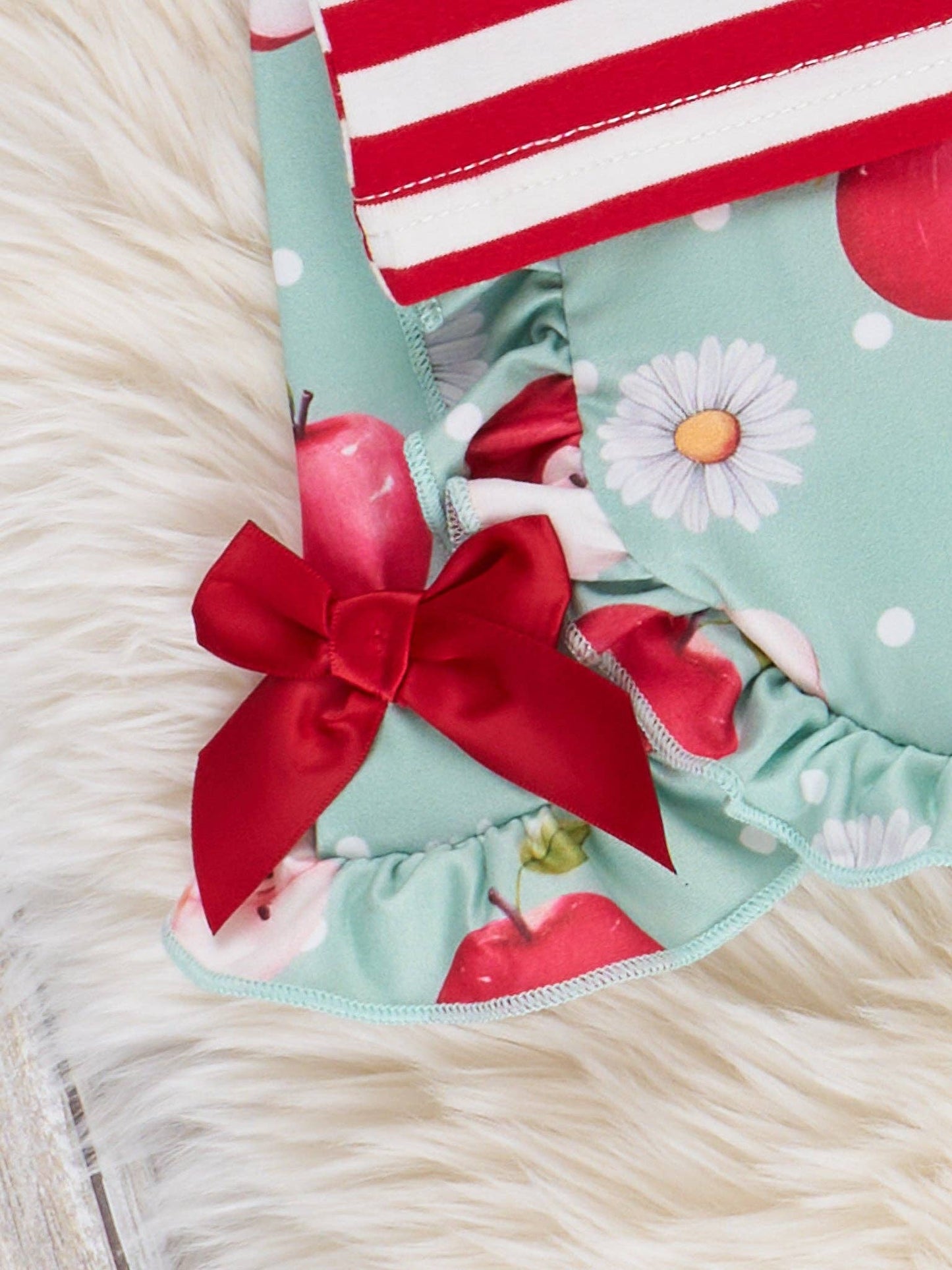 Striped Apple Bites Flutter Outfit: XXXL(7yrs)