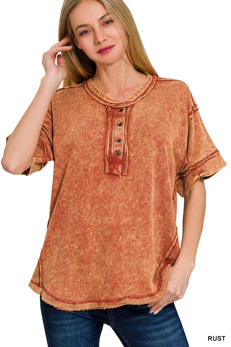 `".Washed Raw Edge Detailed Button Closure Top: DEEPCAMEL-168207 / S